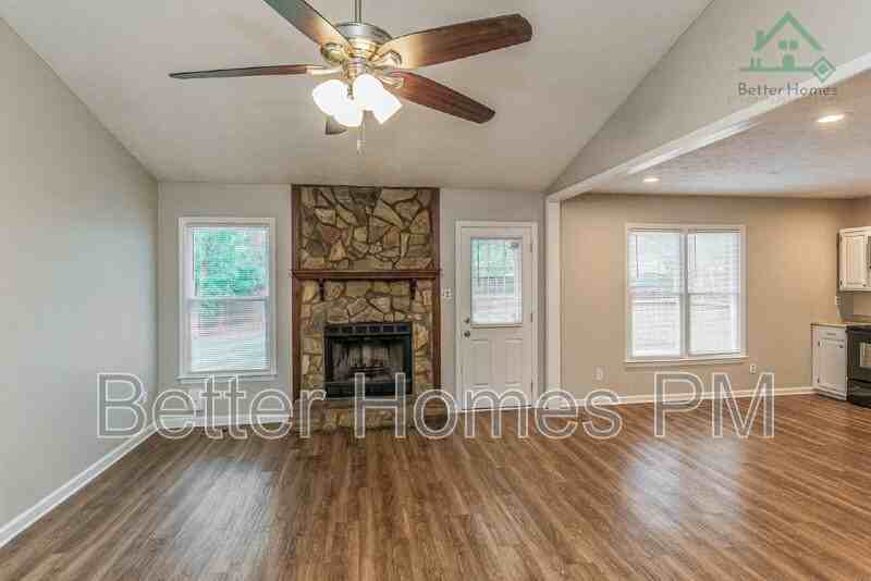7312 Pebblebrook Dr - Photo 4 of 15