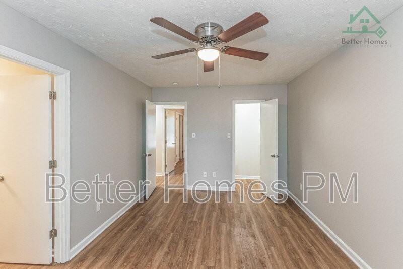 7312 Pebblebrook Dr - Photo 7 of 15