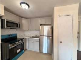 featured image of 2911 Brighton 5th St #1