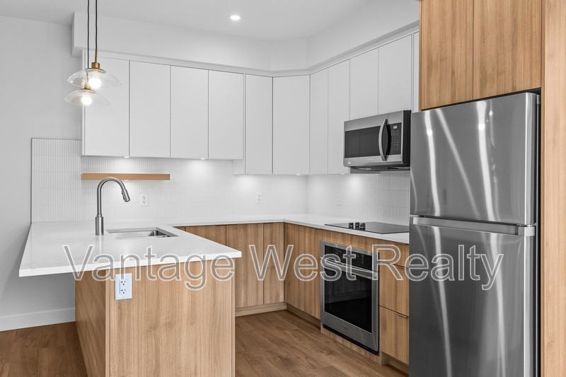1200 Pridham Ave - Photo 5 of 36