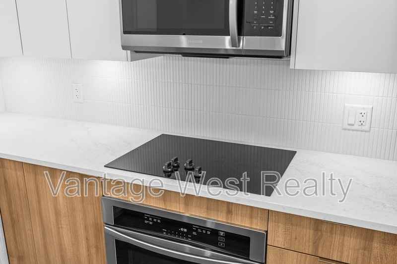 1200 Pridham Ave - Photo 6 of 36