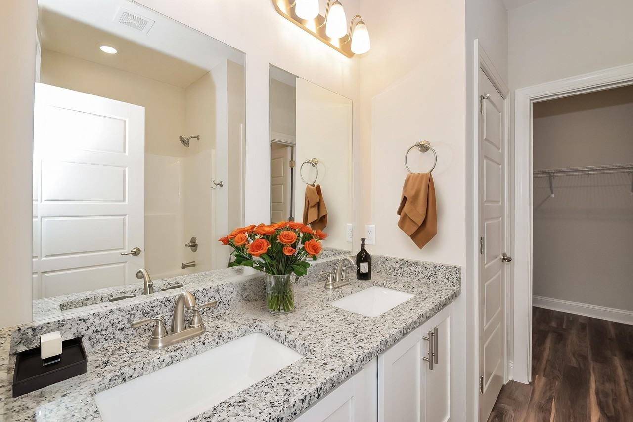 1108 Walker Point Way - Photo 5 of 26