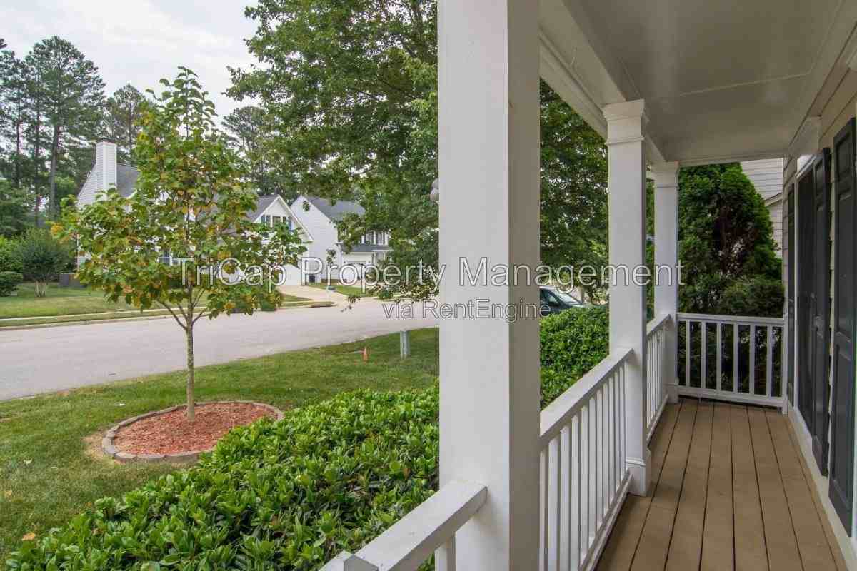 8604 Harps Mill Rd - Photo 3 of 10