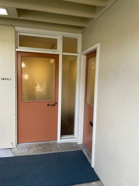 681 Oak Grove Ave - Photo 5 of 9