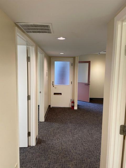 681 Oak Grove Ave - Photo 7 of 9
