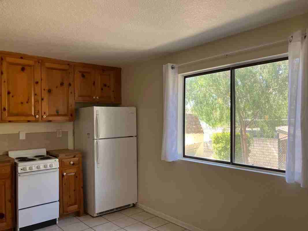 6274 Junipero St - Photo 3 of 9