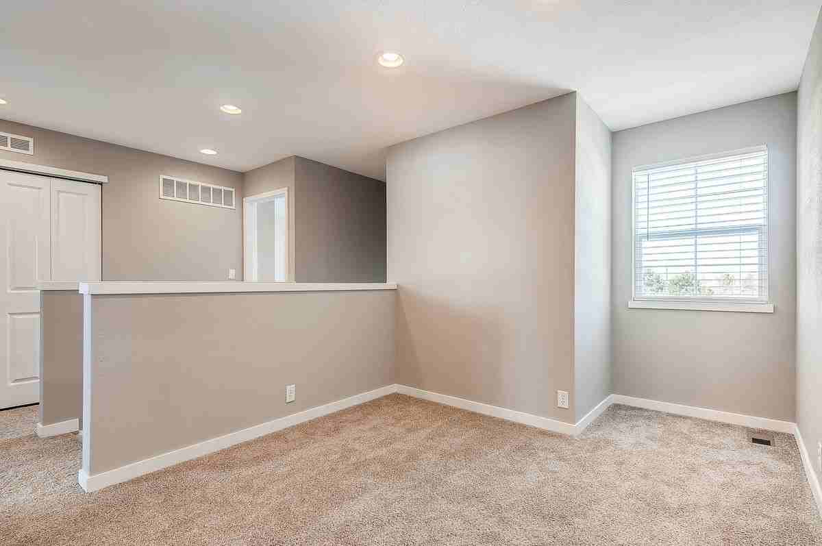 206 Ash St - Photo 6 of 7