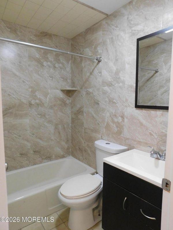 3 Atlantic Ave - Photo 3 of 4