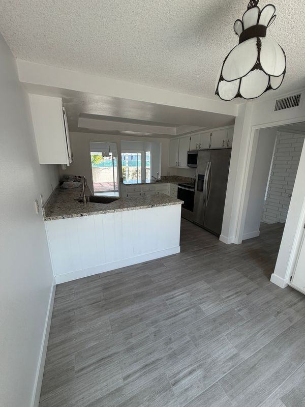10 Cove - Photo 7 of 26