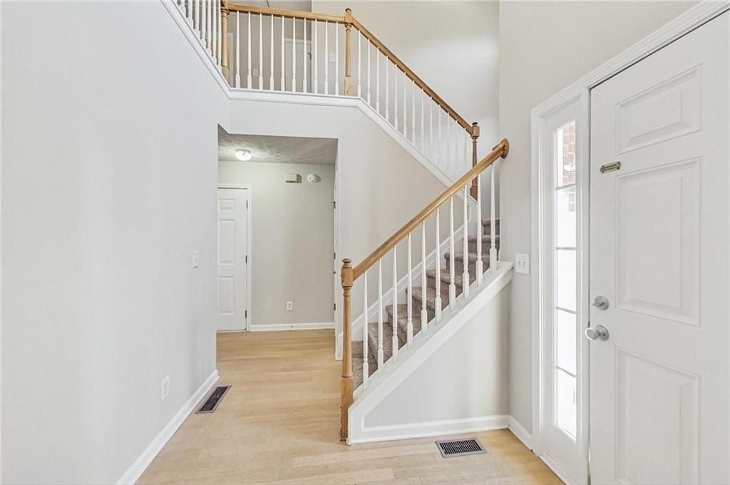 326 Canterbury Place Dr - Photo 2 of 50