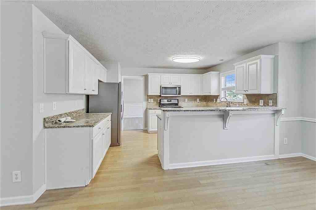326 Canterbury Place Dr - Photo 5 of 50