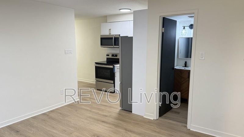 60 Triller Ave #6 - Photo 6 of 14