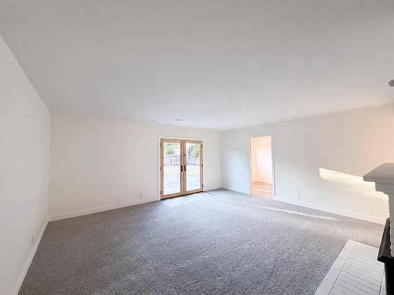 113 Bittercreek Drive - Photo 5 of 8