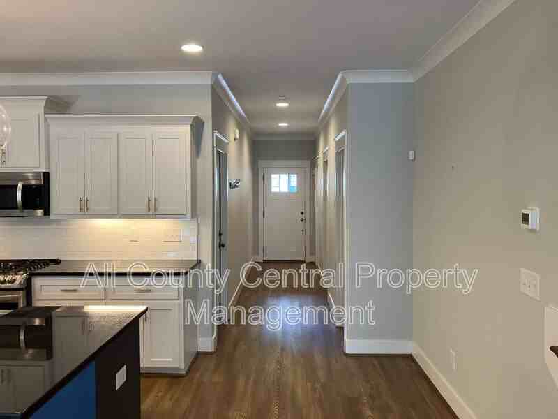 415 Sunbelt Dr - Photo 6 of 20