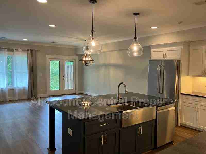 415 Sunbelt Dr - Photo 6 of 18