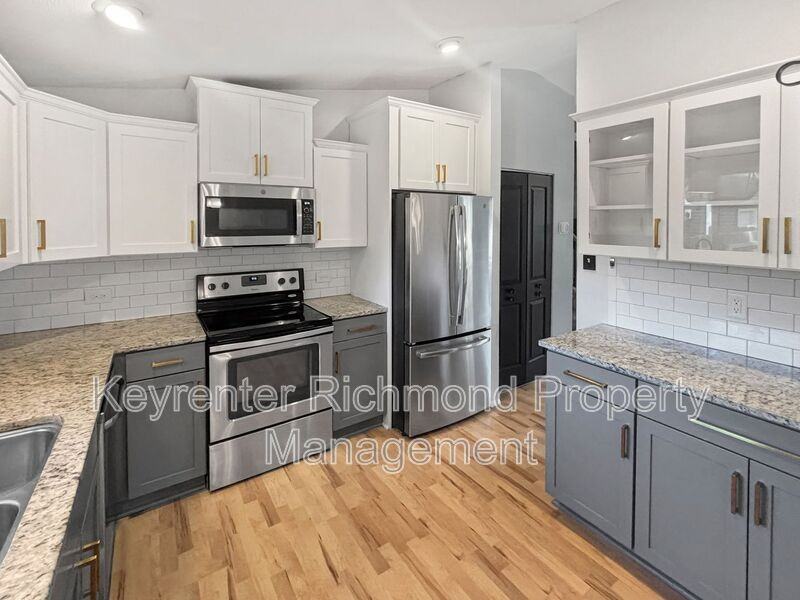 4312 Gladewater Rd - Photo 5 of 19