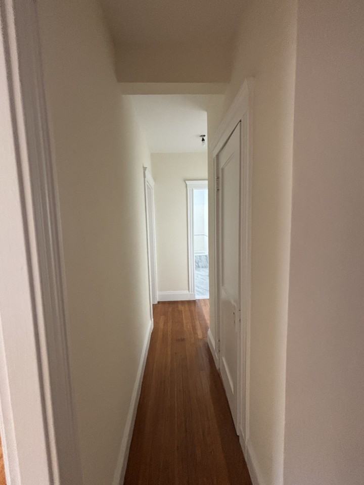 15 Colliston Rd #10 - Photo 6 of 7