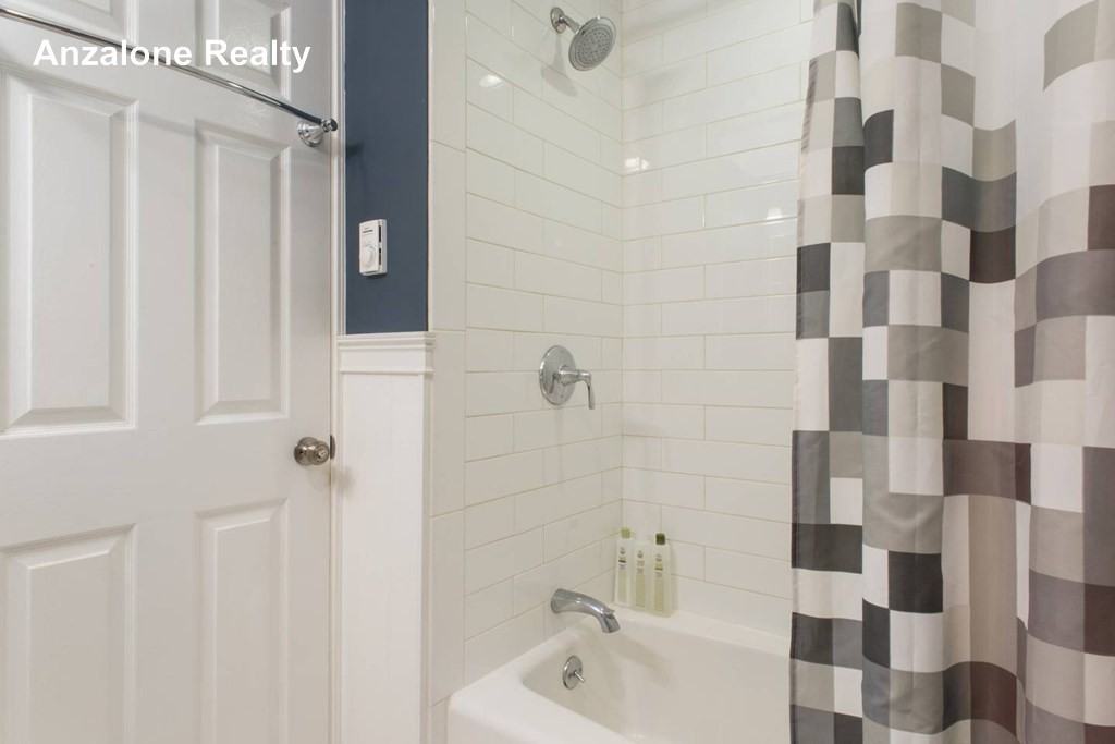 38A Charter St #2 - Photo 6 of 18