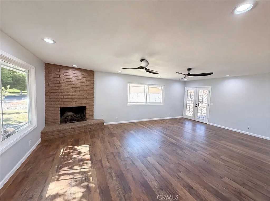 14729 Hartford Lane - Photo 3 of 9