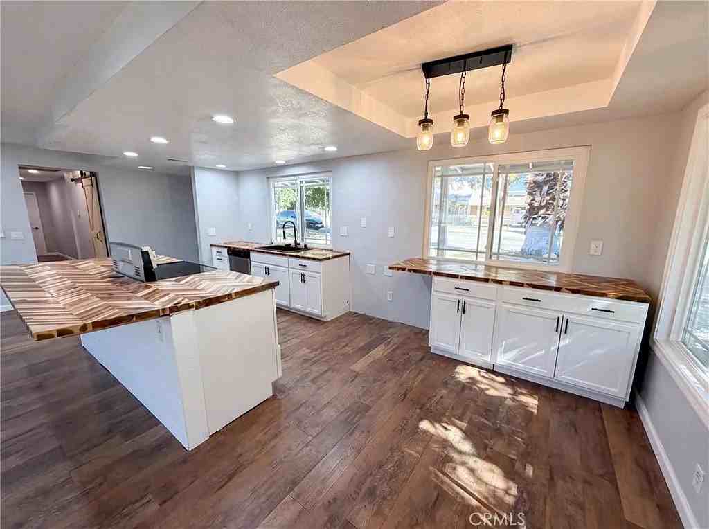 14729 Hartford Lane - Photo 4 of 9