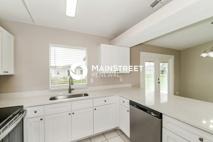 2621 Nw 3rd Pl - Photo 7 of 16