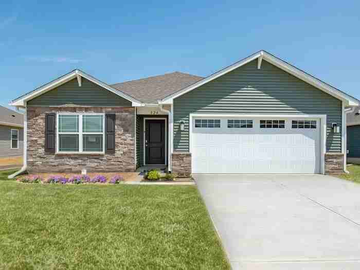670 Horsetail Dr