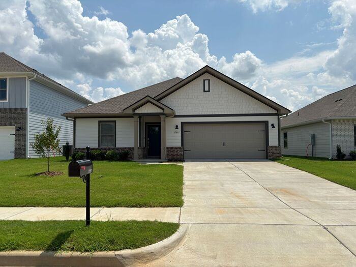 15897 Ruthie Lynn Dr