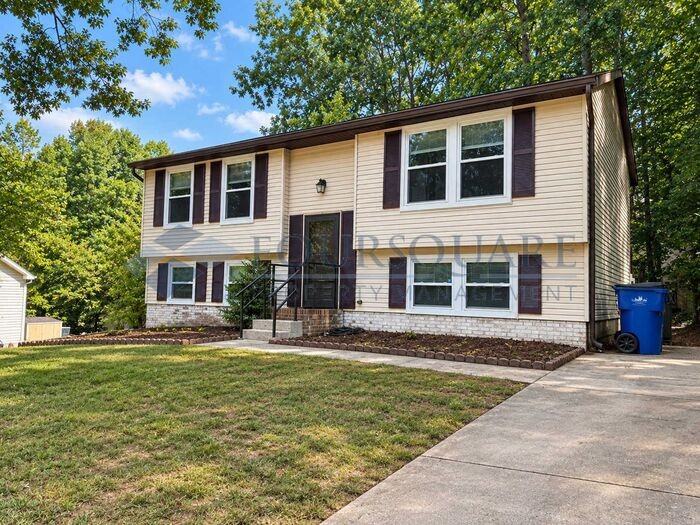 7140 Shellburne Dr - Photo 2 of 36