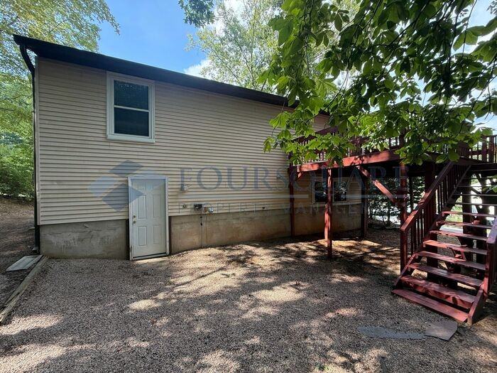 7140 Shellburne Dr - Photo 4 of 36