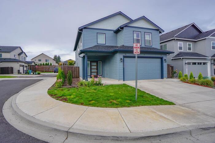 12200 Ne 107th Way - Photo 2 of 22