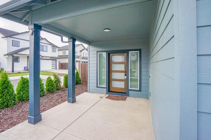 12200 Ne 107th Way - Photo 4 of 22