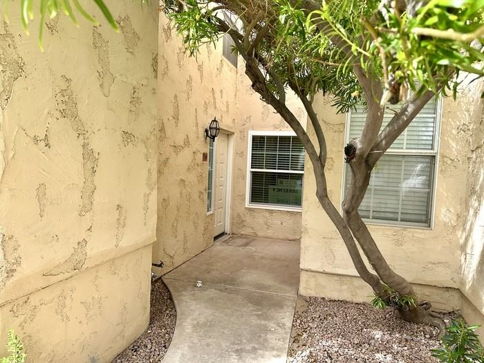 1333 E Morten Ave #128 - Photo 3 of 42