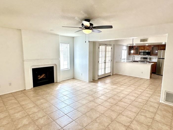 1333 E Morten Ave #128 - Photo 7 of 42