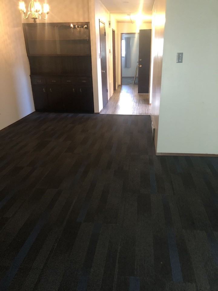 1138 20 Ave Nw - Photo 7 of 18