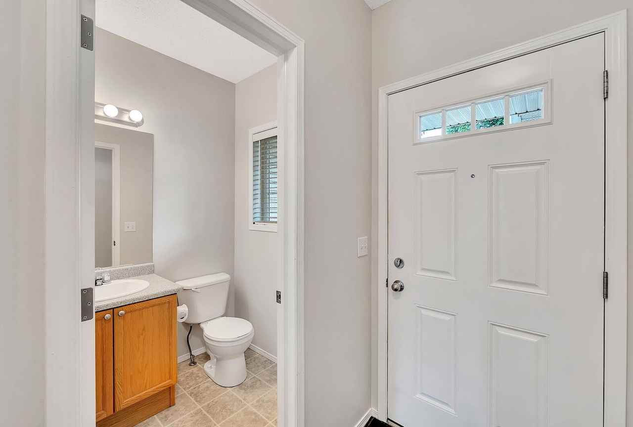 5220 204 St Nw - Photo 5 of 20