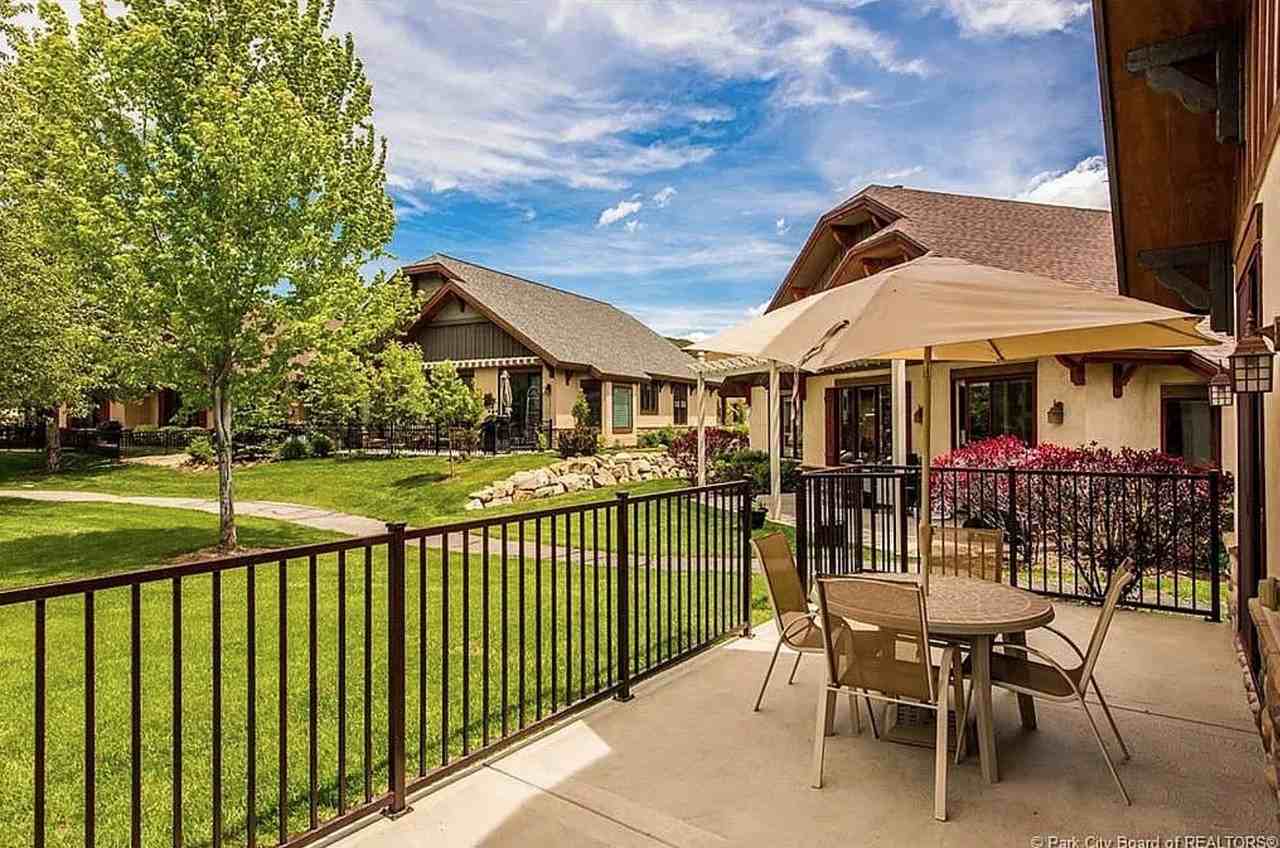 1314 N Montreux Dr #NA - Photo 7 of 21