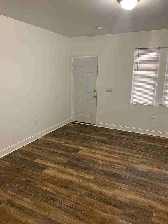 659 N Creighton St #NA - Photo 3 of 19
