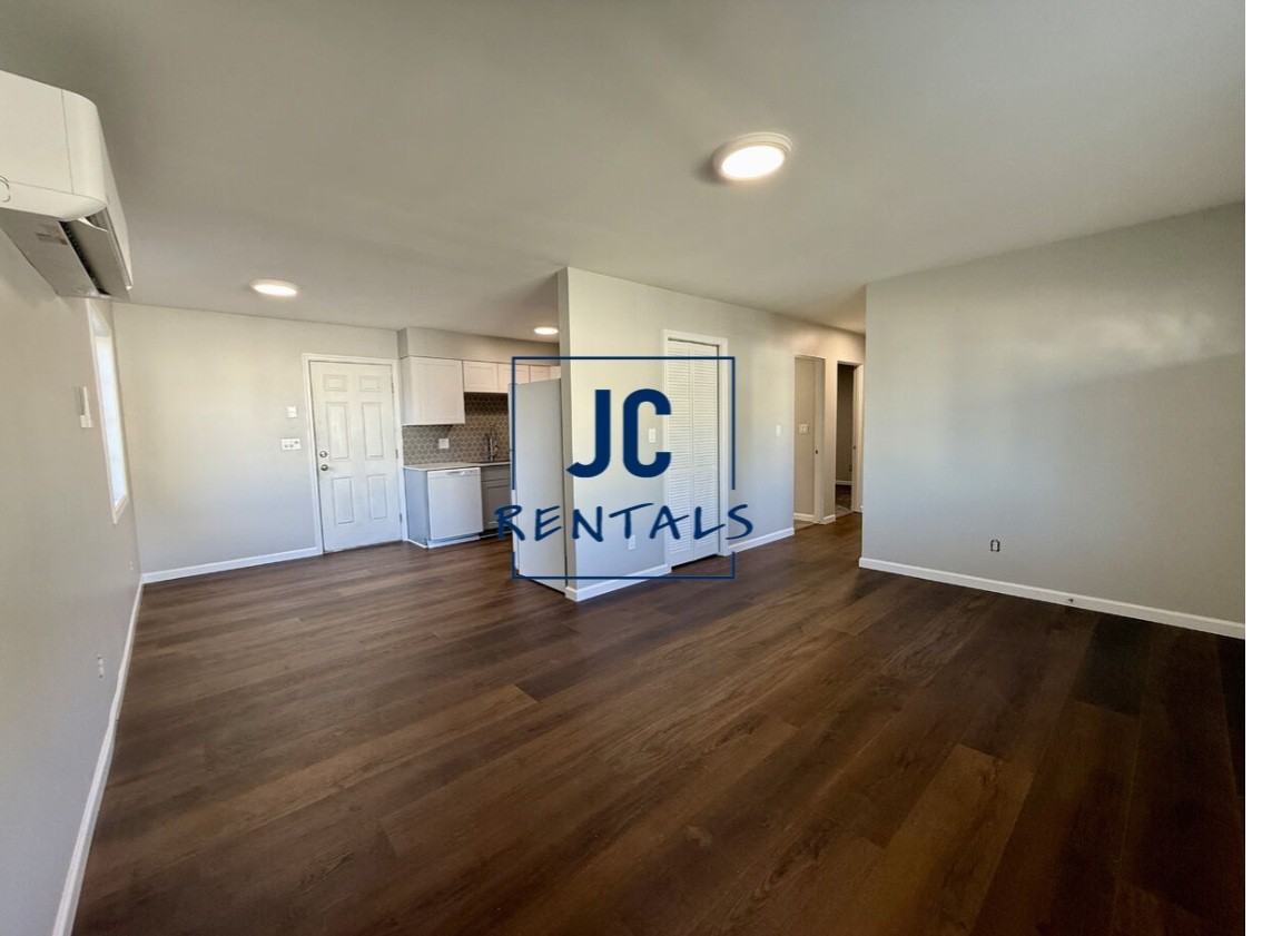 402 S 40th Ave #402-1-2 - Photo 5 of 11