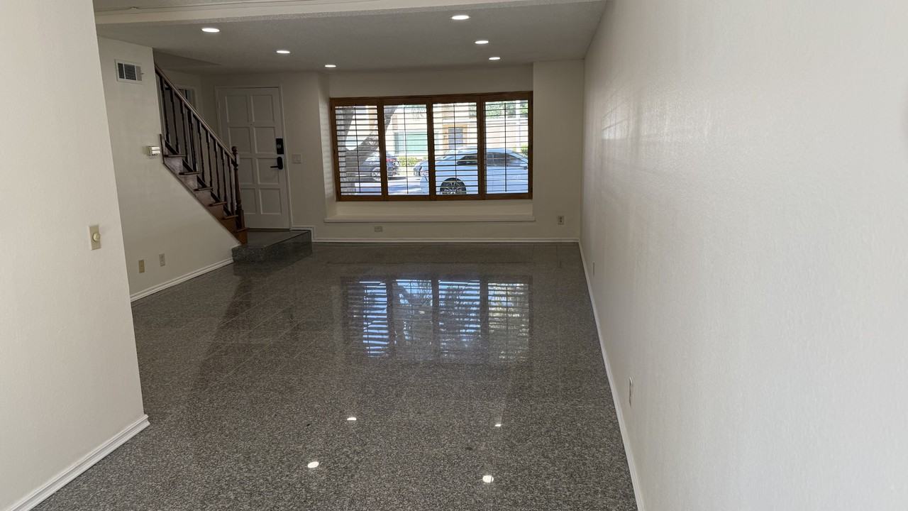 6516 Marquette St #D - Photo 2 of 10