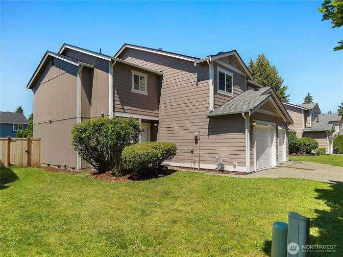 7041 Lazy Ct Sw #NA - Photo 2 of 19