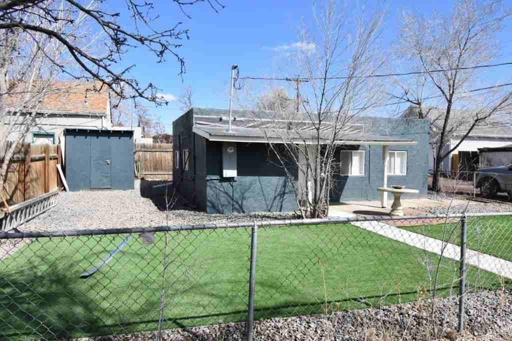 1332 Chase St #NA - Photo 6 of 8