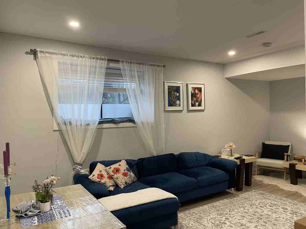 4624 22 Ave Nw - Photo 7 of 21