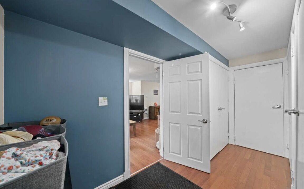 316 56 Ave Ne - Photo 3 of 15