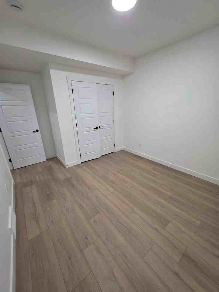19837 44 St Se - Photo 6 of 9
