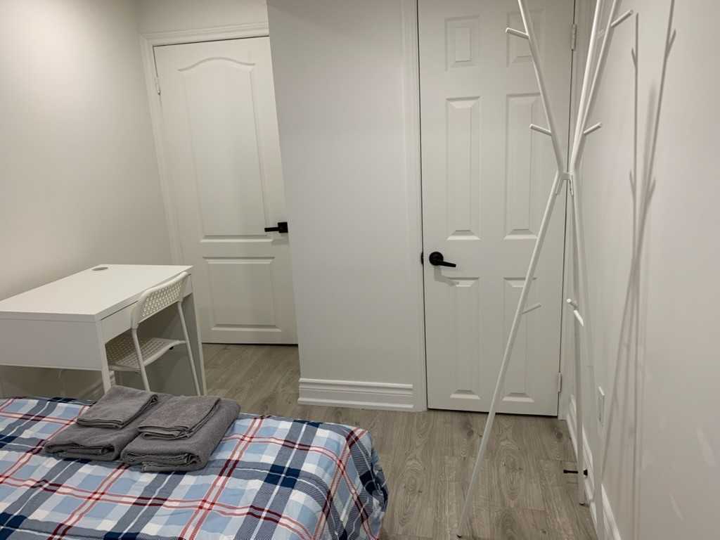 1230 Prestonwood Crescent #b1 - Photo 2 of 6