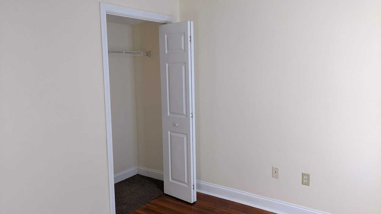 40 Winthrop St #2 - Photo 3 of 5