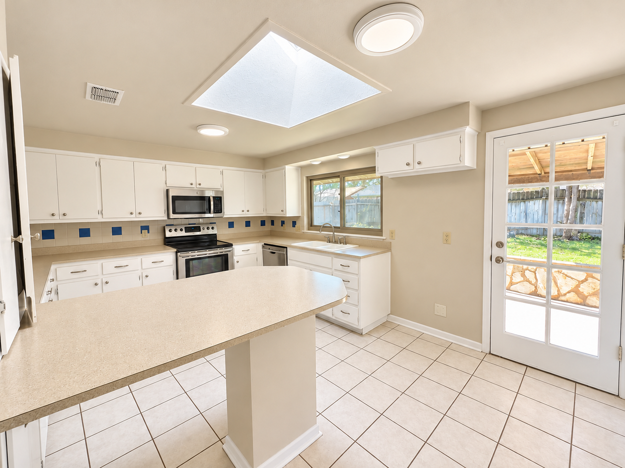 113 Shady Oak Dr #NA - Photo 7 of 15