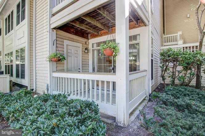 5920 Barbados Pl #103 - Photo 4 of 26