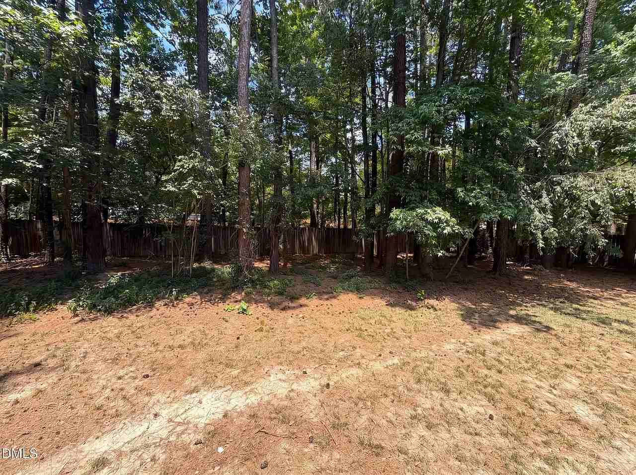 102 Carmel Court - Photo 5 of 10