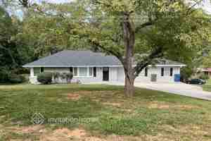 featured image of 2280 Pemberton Rd Sw